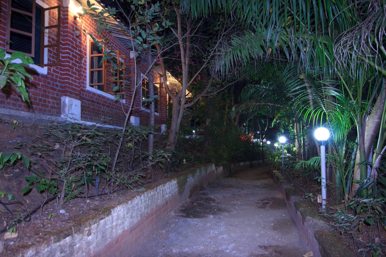 Sterling Nature Trails Dabhosa , Jawahar Birjpara Екстериор снимка